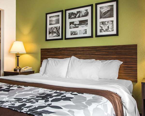 Suite - Sleep Inn & Suites Wisconsin Rapids