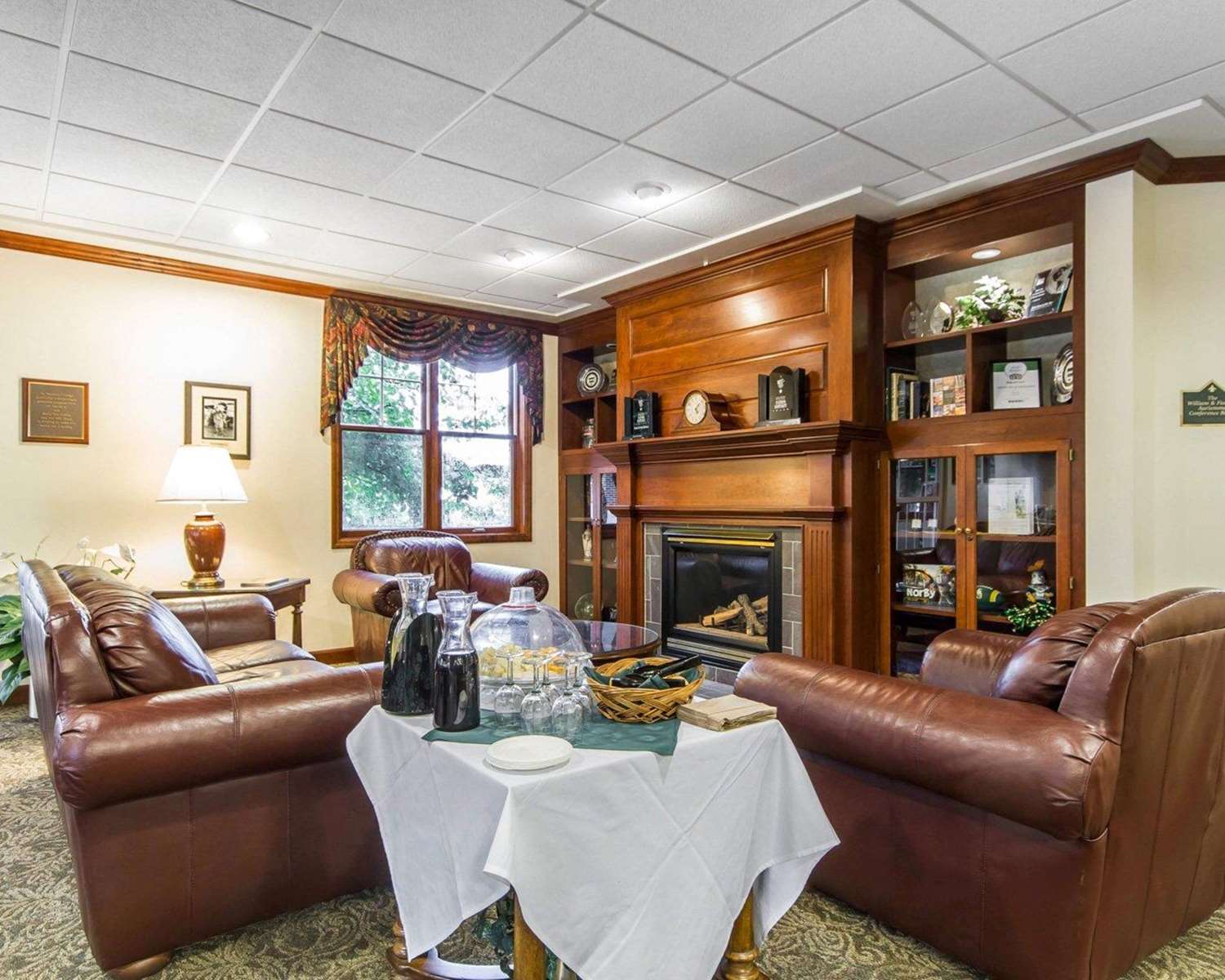 Kress Inn De Pere, WI See Discounts