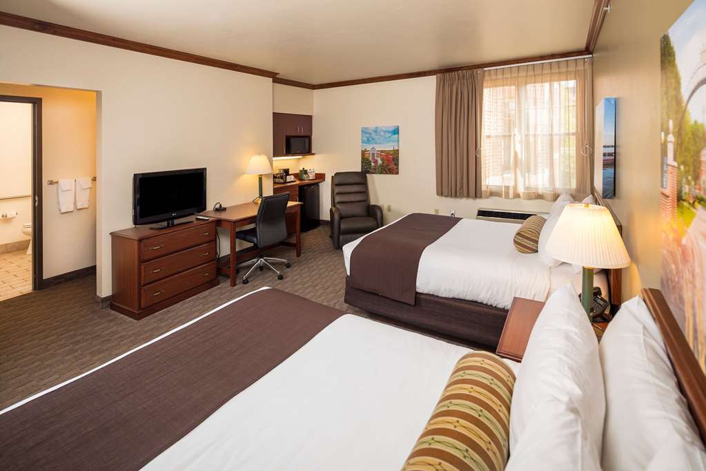 KRESS INN AN ASCEND COLLECTION HOTE-guestroom-Guest Room,On-Site.jpg