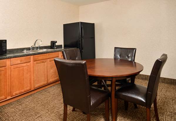 Suite - Comfort Inn & Suites DeForest - I-39, I-90 & I-94, Exit 126