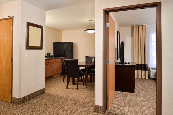 Suite - Comfort Inn & Suites DeForest - I-39, I-90 & I-94, Exit 126