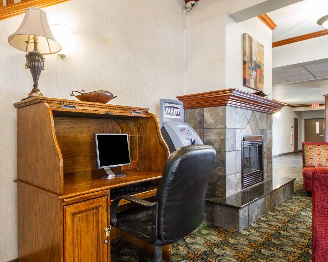Business center | Comfort Inn & Suites Madison North