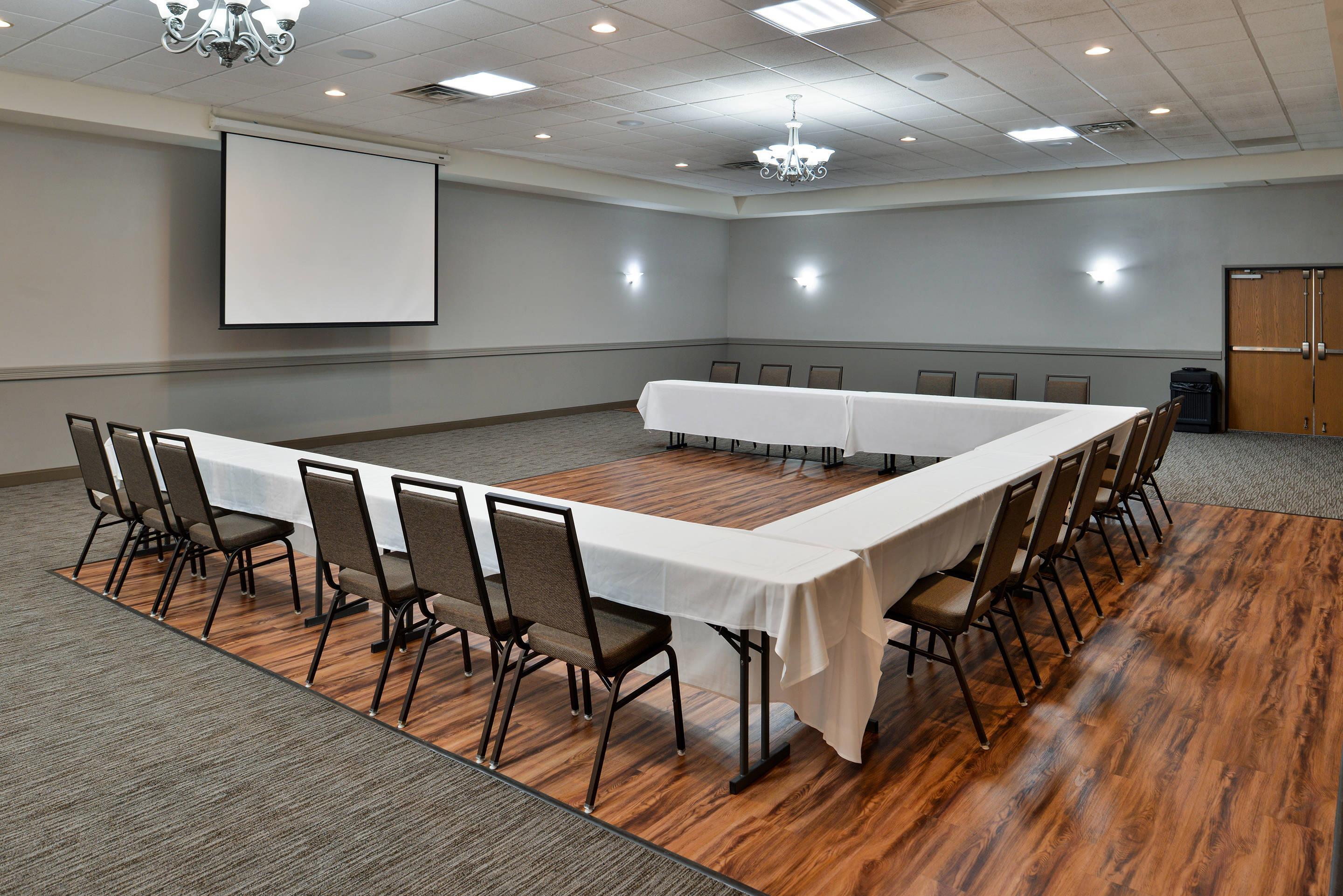 Meeting room | Comfort Inn & Suites Madison North