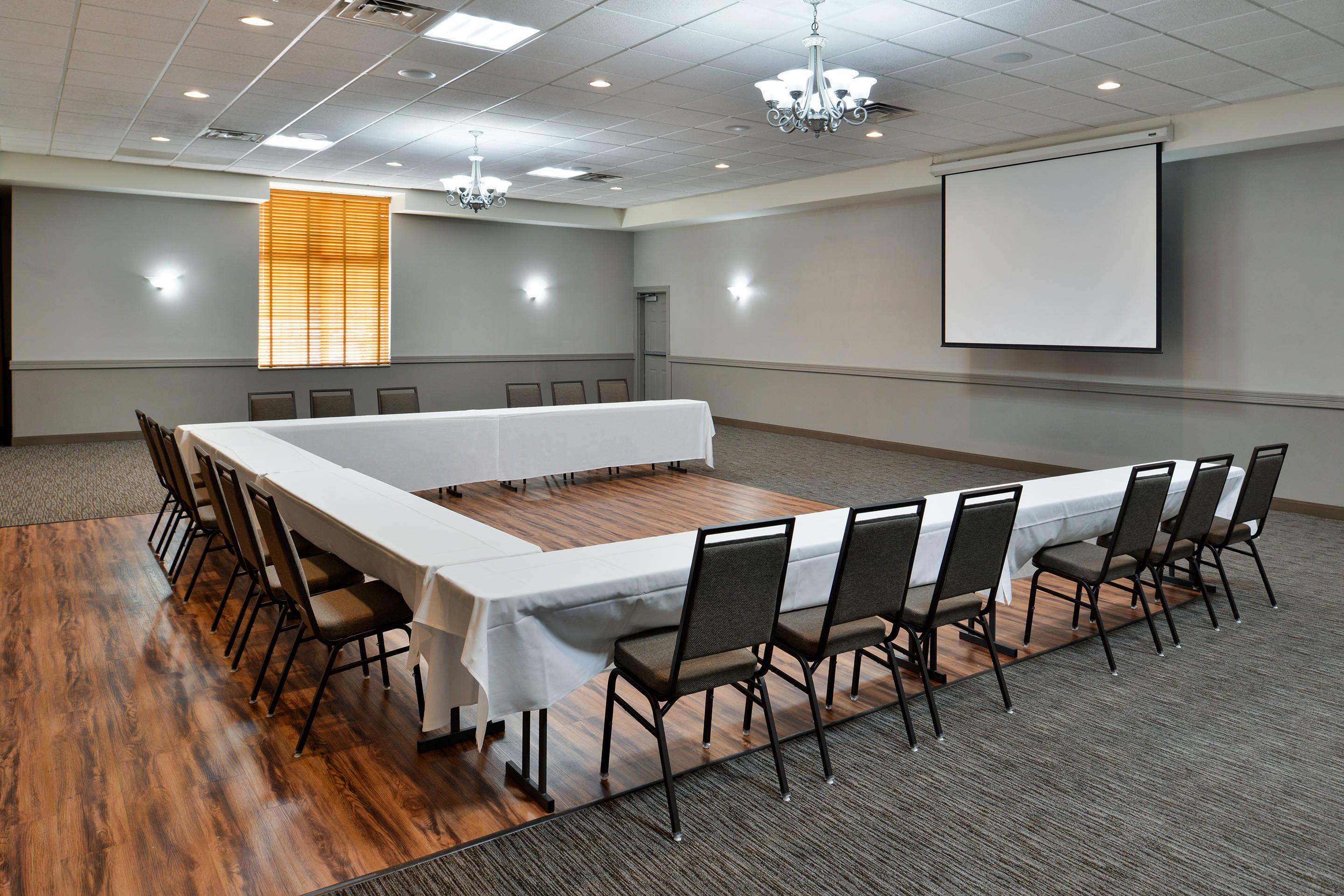 Meeting room | Comfort Inn & Suites Madison North