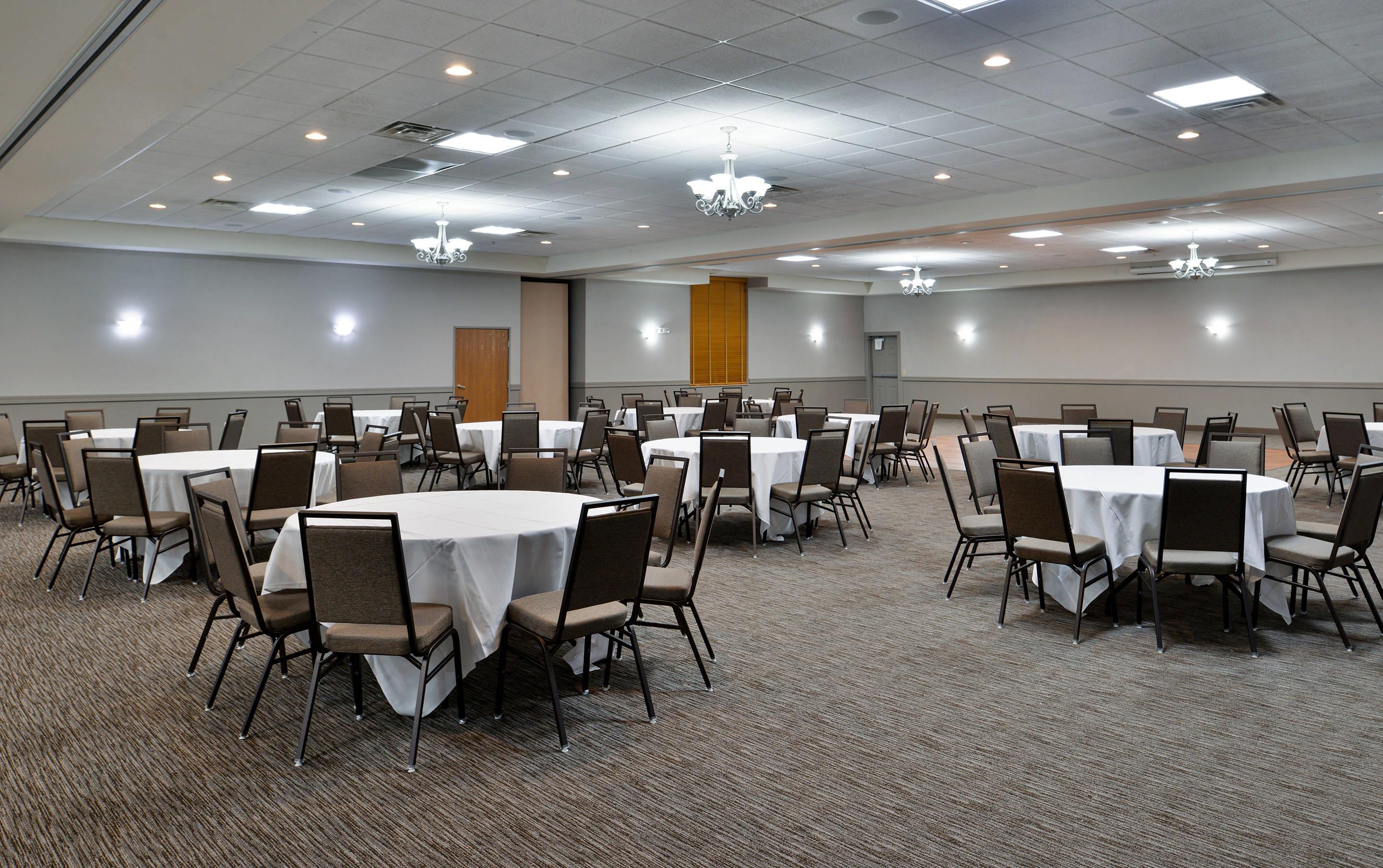 Meeting room | Comfort Inn & Suites Madison North