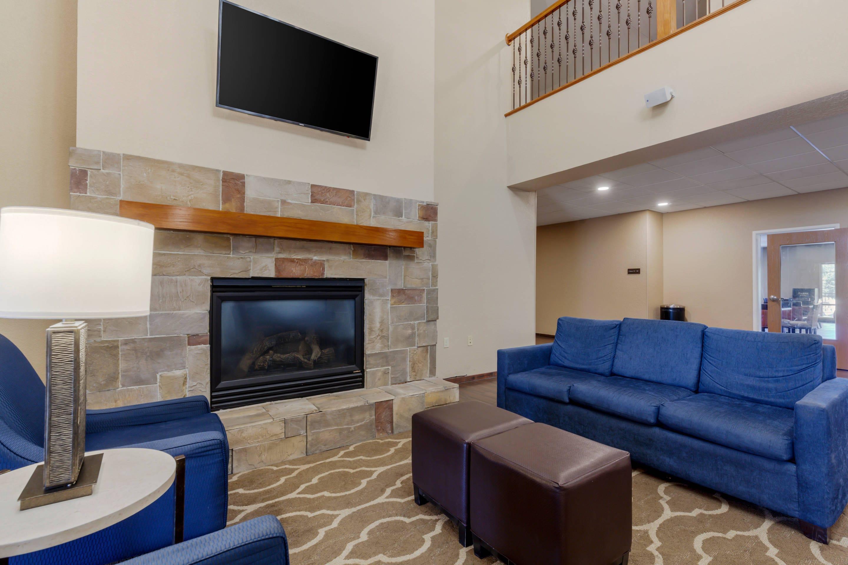 Spacious lobby with sitting area