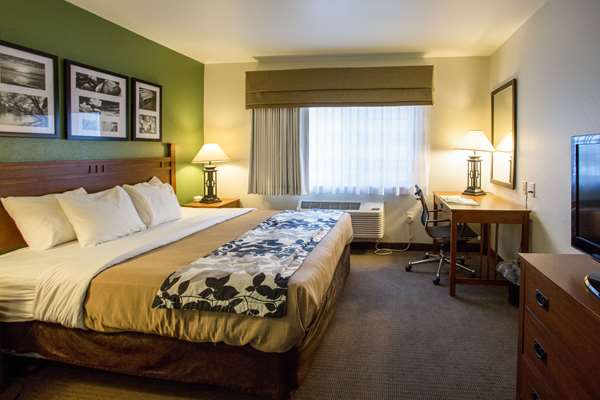 Suite - Sleep Inn & Suites Conference Center Eau Claire