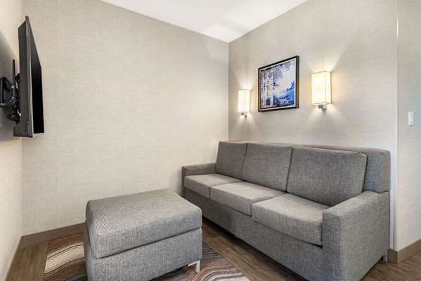 Suite - Cambria Hotel East Madison - I-39, I-90 & I-94, Exit 135