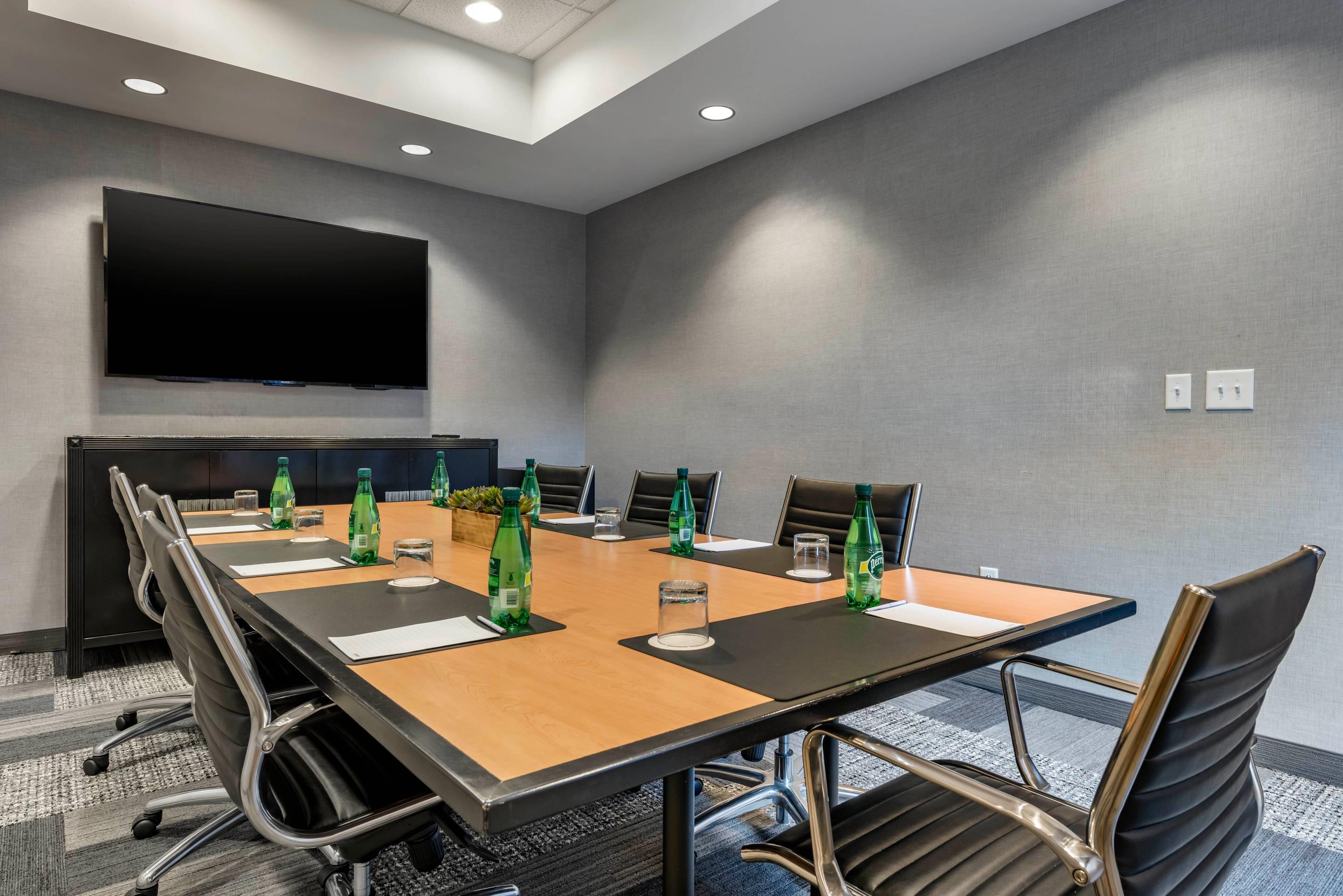 Boardroom | Cambria Hotel Madison East