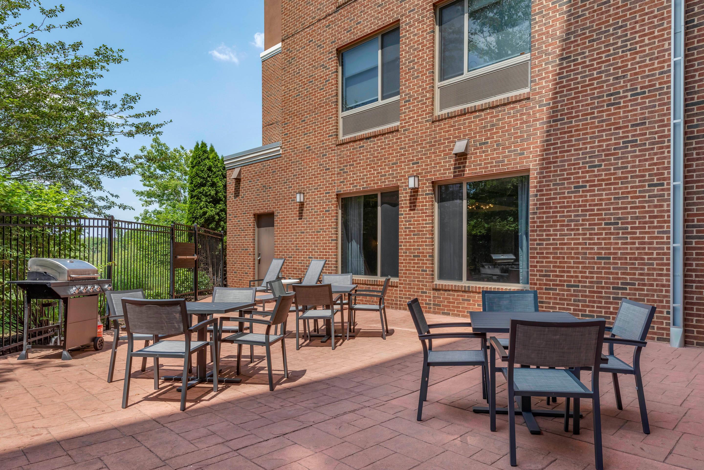 Barbecue area | Cambria Hotel Madison East