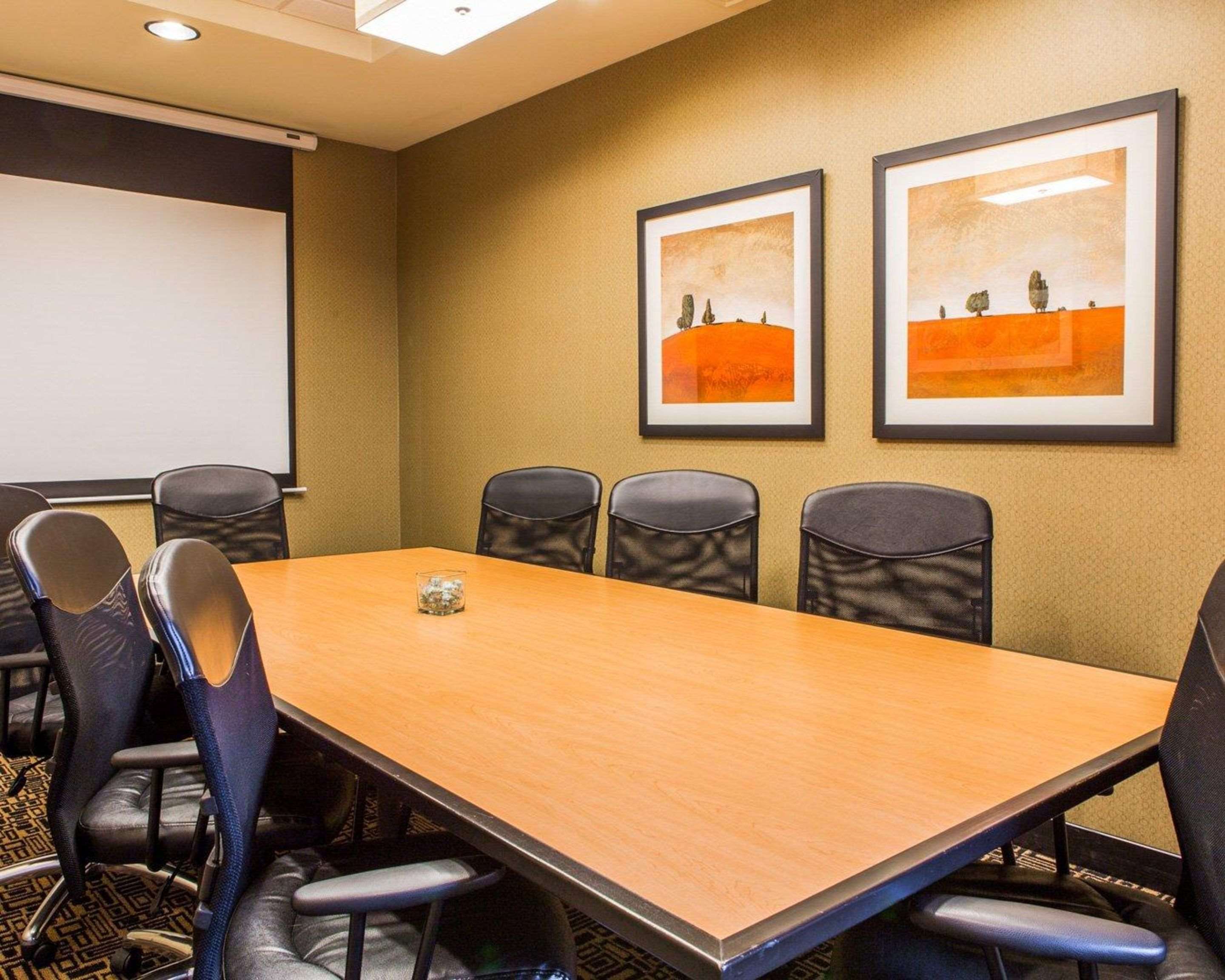Boardroom | Cambria Hotel Appleton