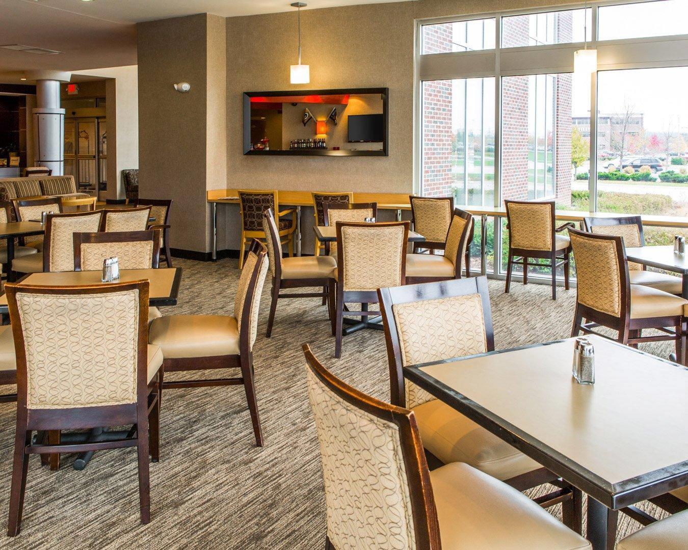Enjoy breakfast in this seating area | Cambria Hotel Appleton