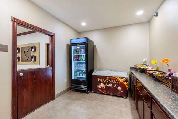  - Comfort Inn Plover - I-39, Exit 153