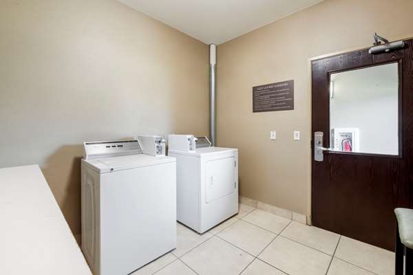 Amenities - Comfort Inn Plover - I-39, Exit 153