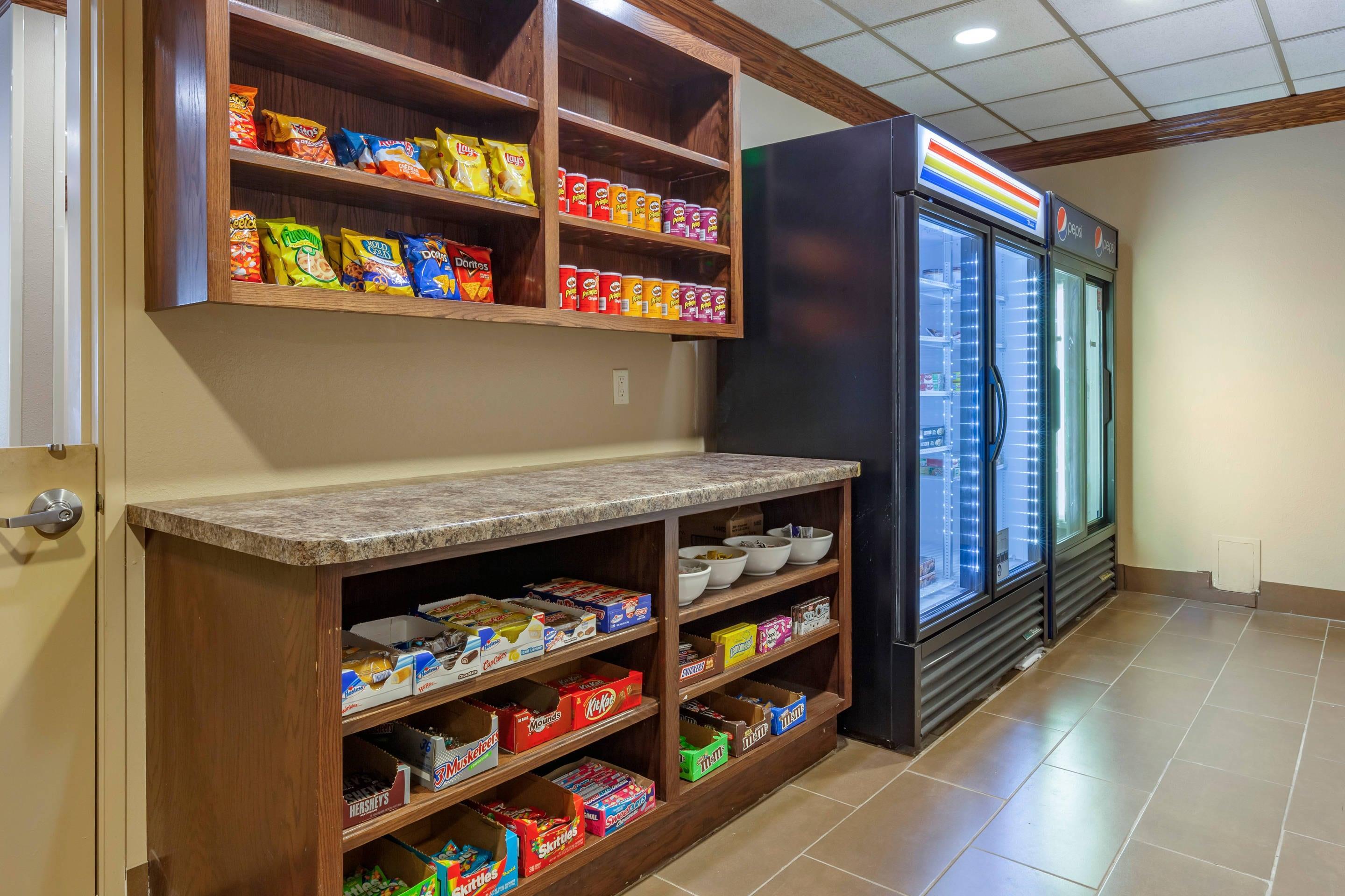 Hotel marketplace | Comfort Suites Oshkosh