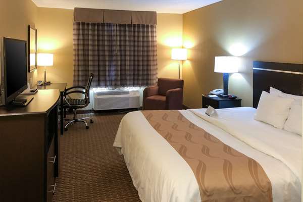  - Quality Inn & Suites Sun Prairie - US 151, Exit 103