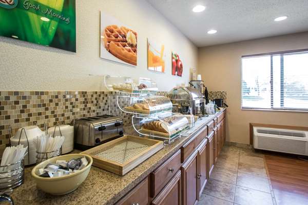 Amenities - Quality Inn & Suites Sun Prairie - US 151, Exit 103