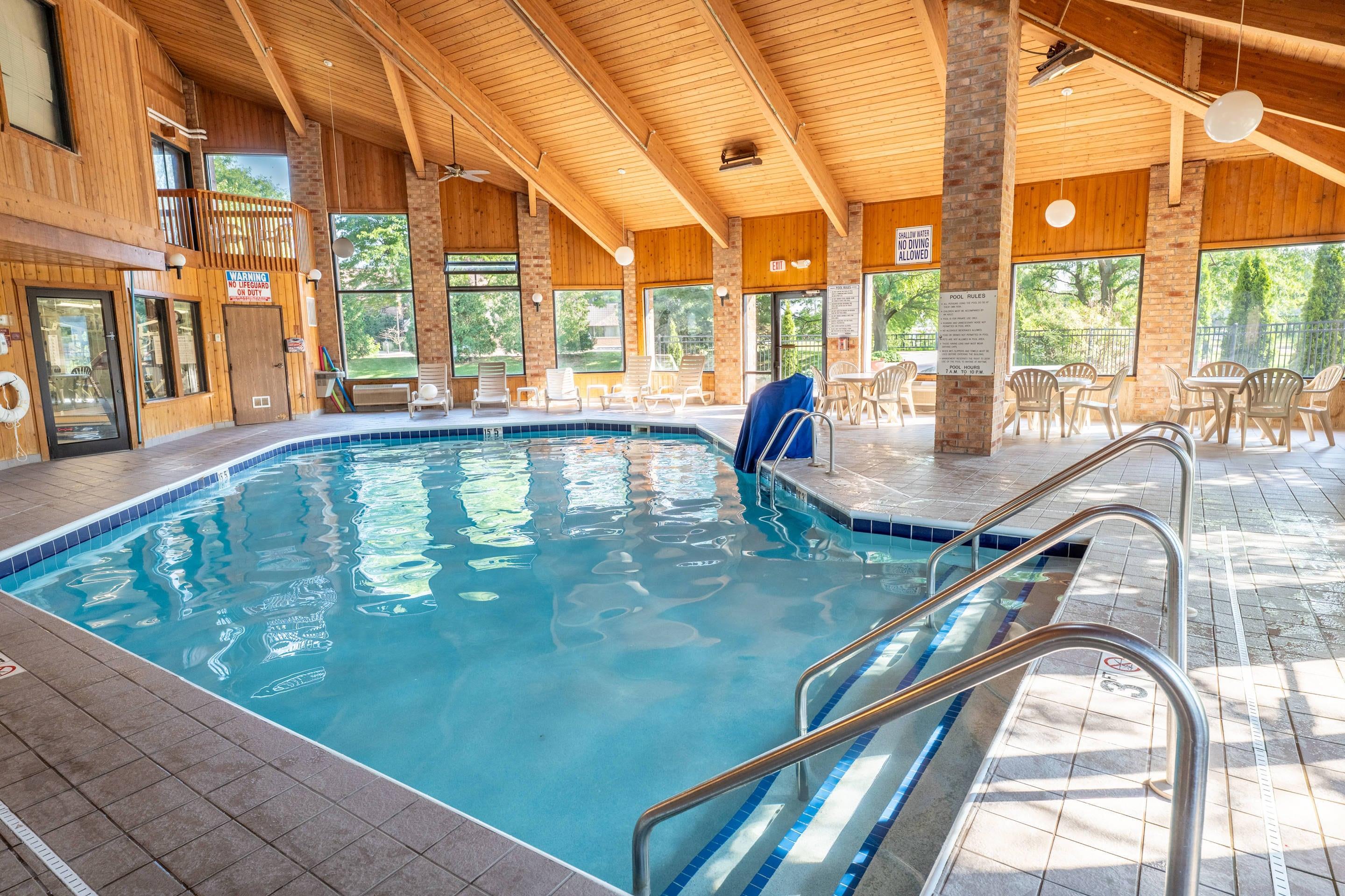 Indoor pool | Quality Inn & Suites Sun Prairie Madison East