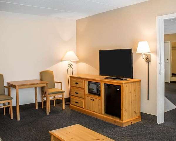 Suite - Quality Inn Rhinelander