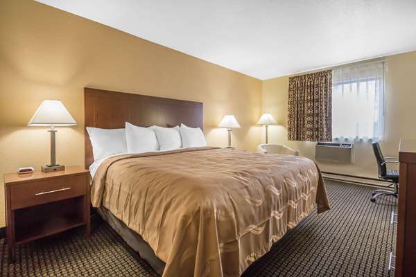  - Quality Inn Janesville - I-39 & I-90, Exit 171A