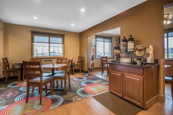 Amenities - Quality Inn Janesville - I-39 & I-90, Exit 171A