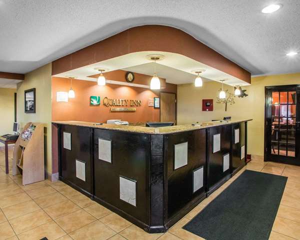  - Quality Inn Mosinee - I-39, Exit 179