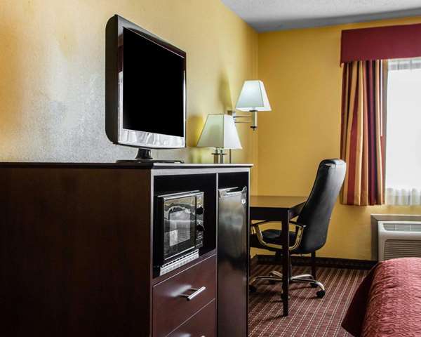  - Quality Inn Mosinee - I-39, Exit 179
