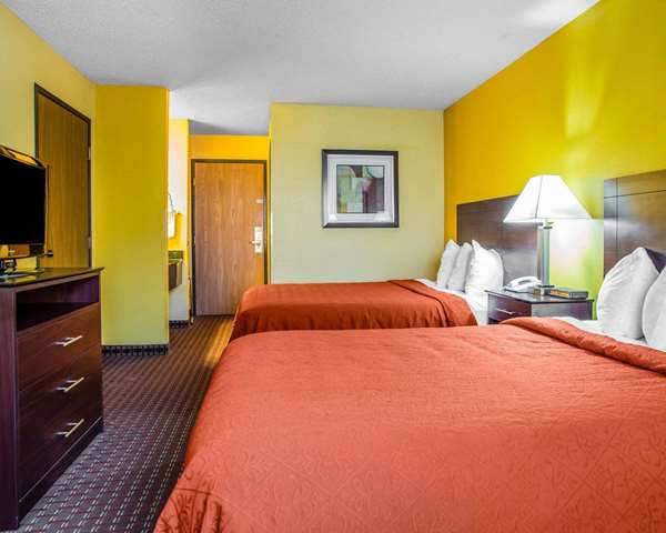  - Quality Inn Mosinee - I-39, Exit 179