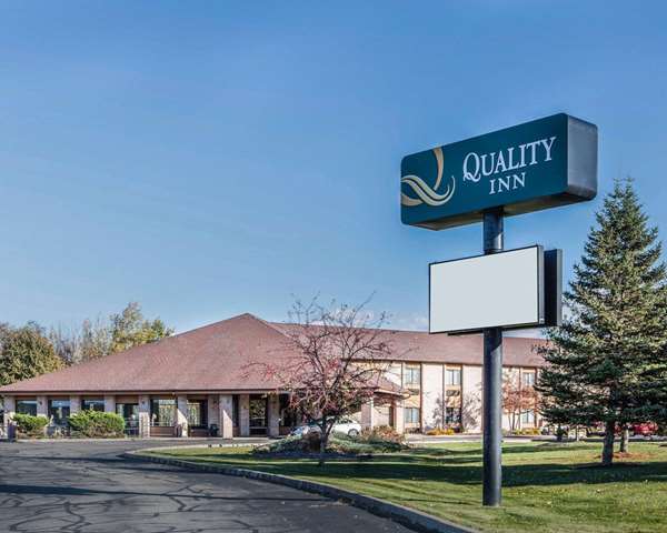 Exterior view - Quality Inn Mosinee - I-39, Exit 179