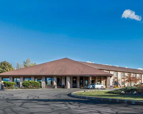 Exterior view - Quality Inn Mosinee - I-39, Exit 179