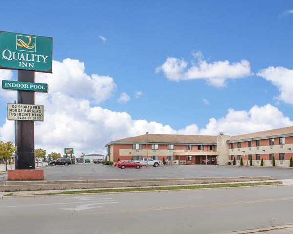Exterior view - Quality Inn Lambeau Field Green Bay