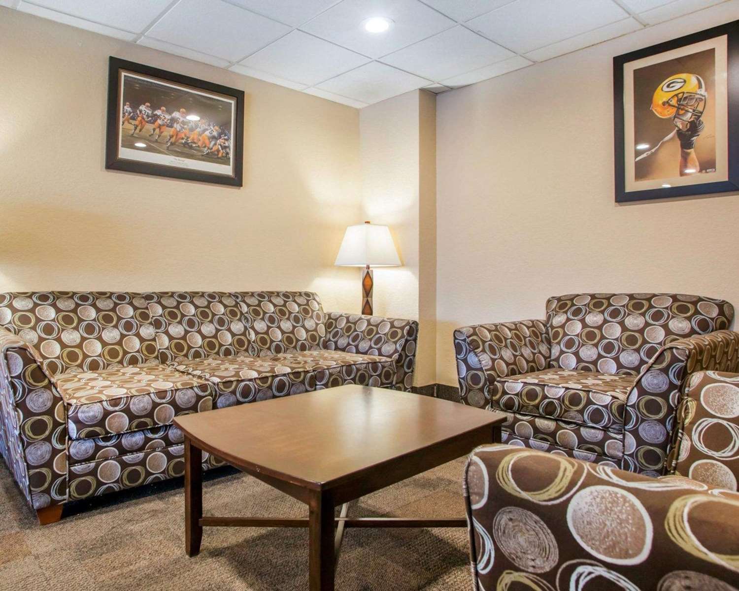 Quality Inn Lambeau Field Green Bay, WI See Discounts Quality Inn Lambeau Field Green Bay, WI See Discounts