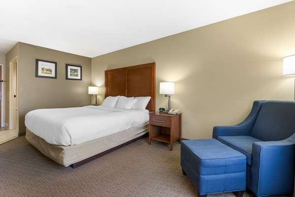 - Comfort Inn & Suites Black River Falls - I-94, Exit 116