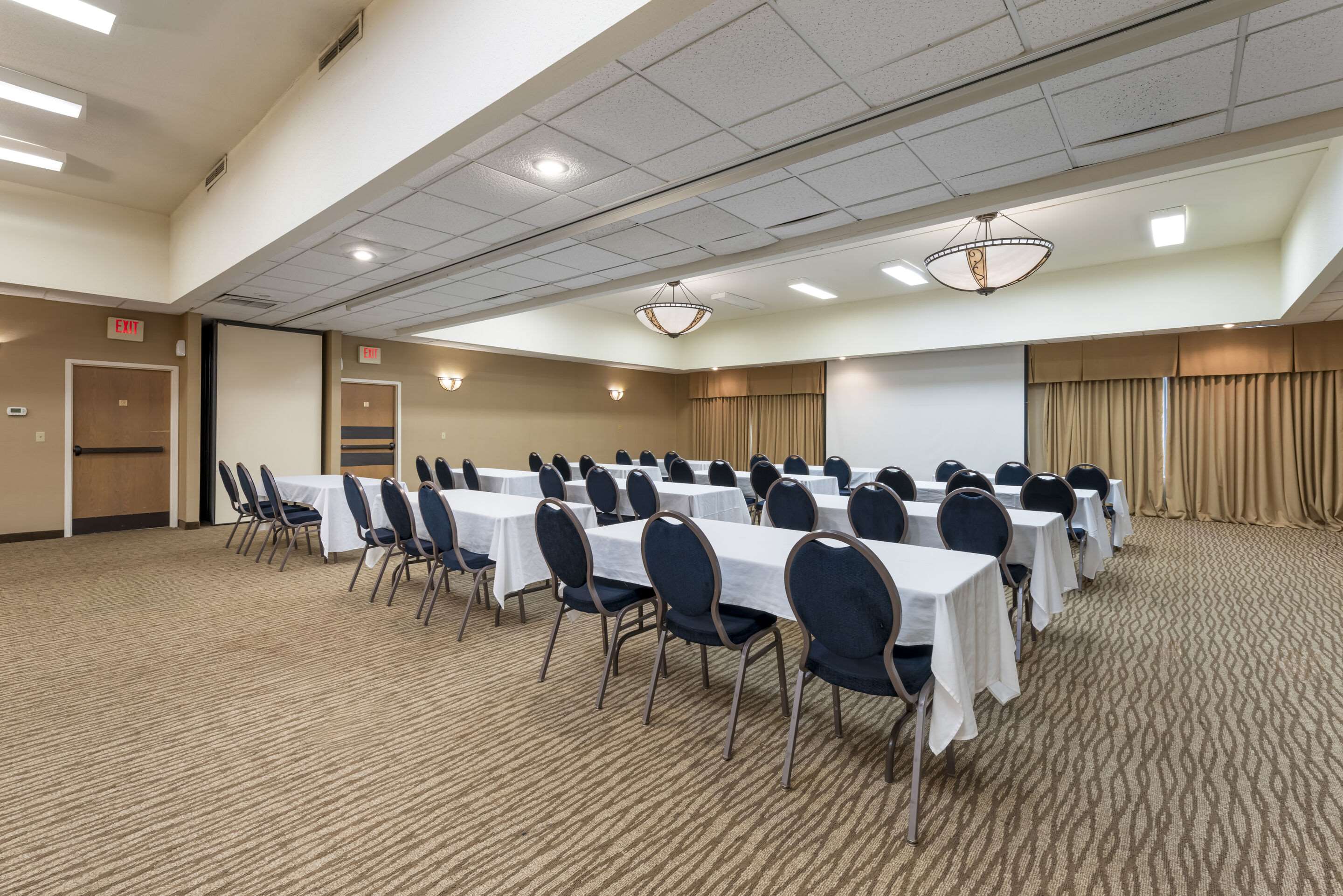 Meeting room | Comfort Inn & Suites Black River Falls I-94