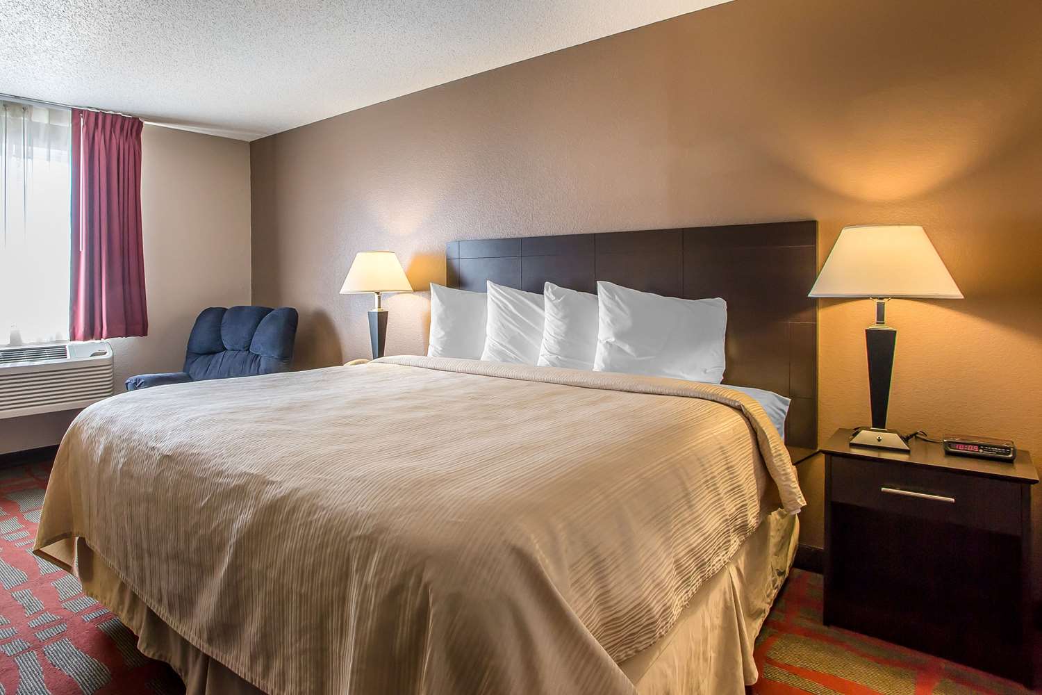 Quality Inn & Suites West Bend, WI See Discounts