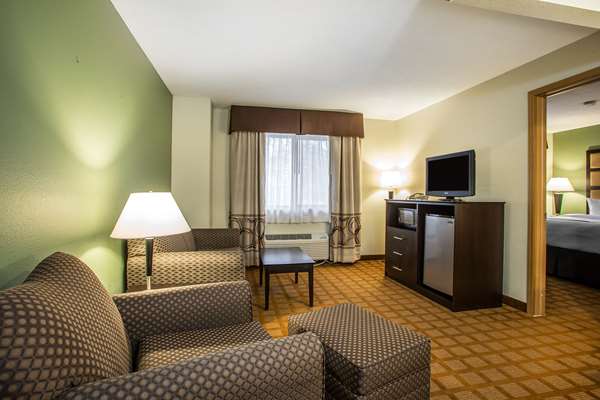 Suite - Quality Inn & Suites Marinette