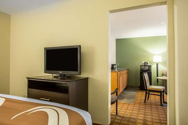 Suite - Quality Inn & Suites Marinette