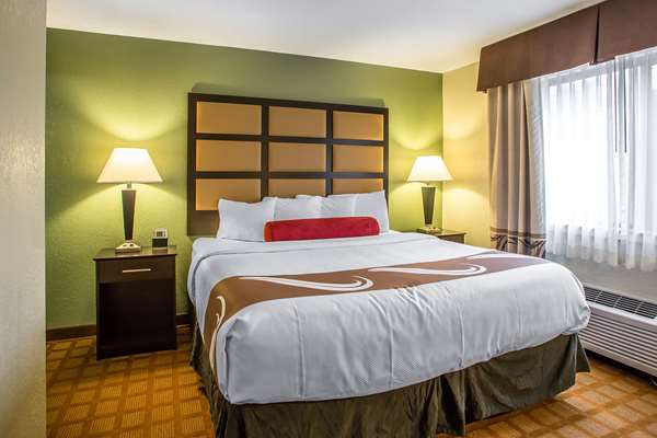 Suite - Quality Inn & Suites Marinette
