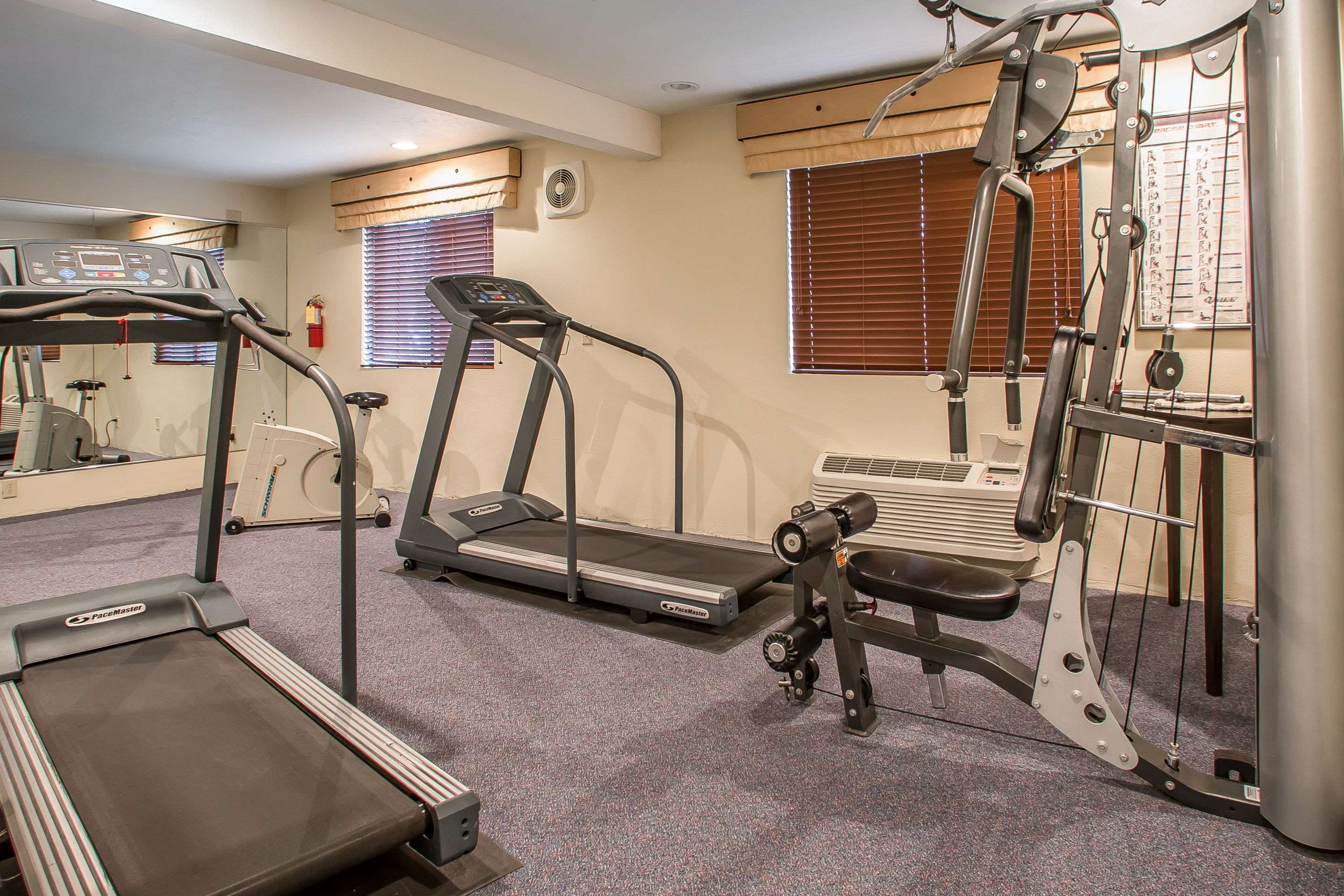 Fitness center | Quality Inn & Suites