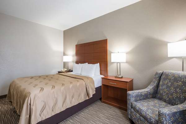  - Quality Inn & Suites Lodi - I-39, I-90 & I-94, Exit 119