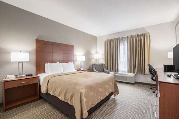  - Quality Inn & Suites Lodi - I-39, I-90 & I-94, Exit 119