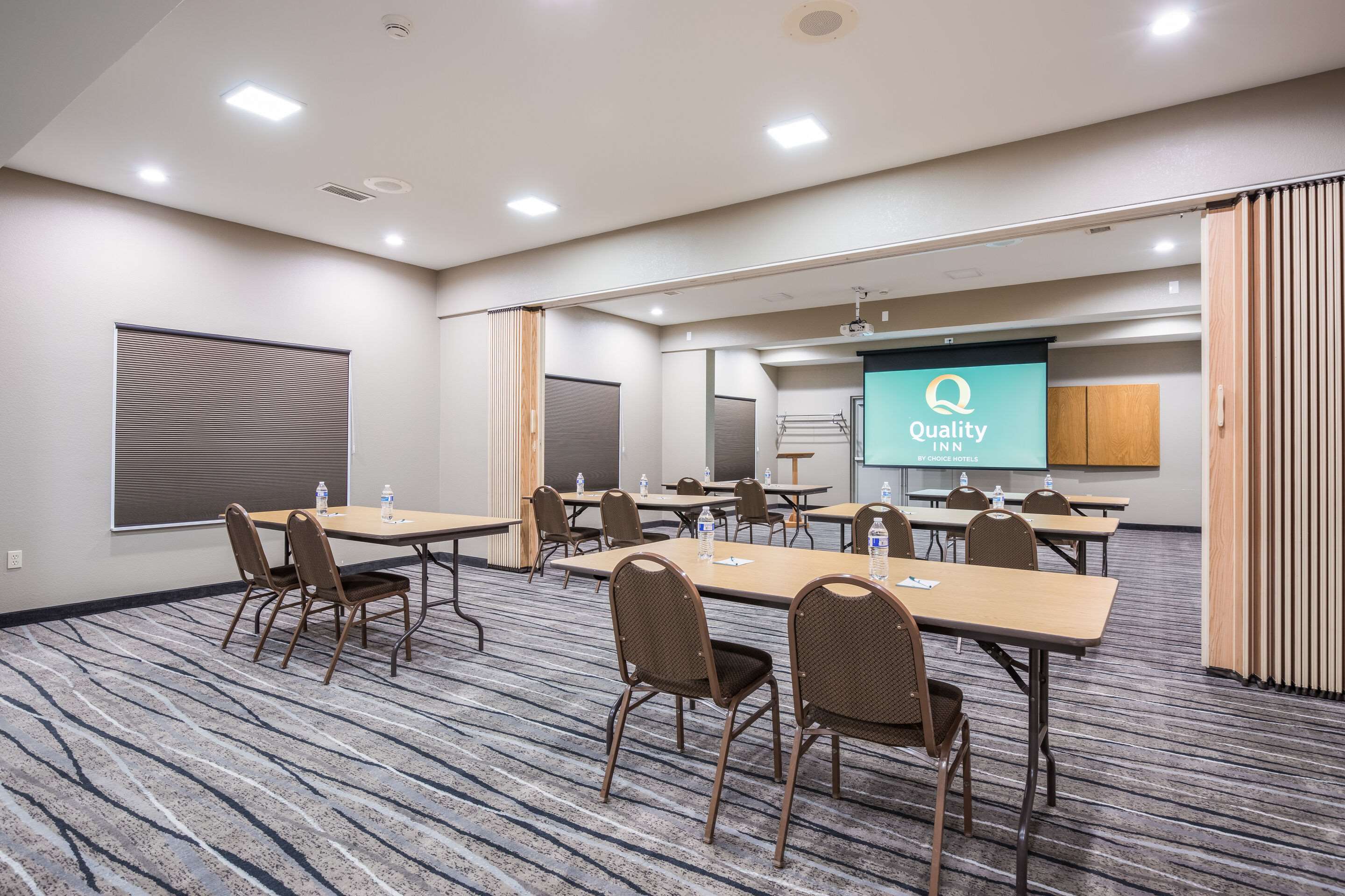 Meeting room | Quality Inn & Suites Lodi