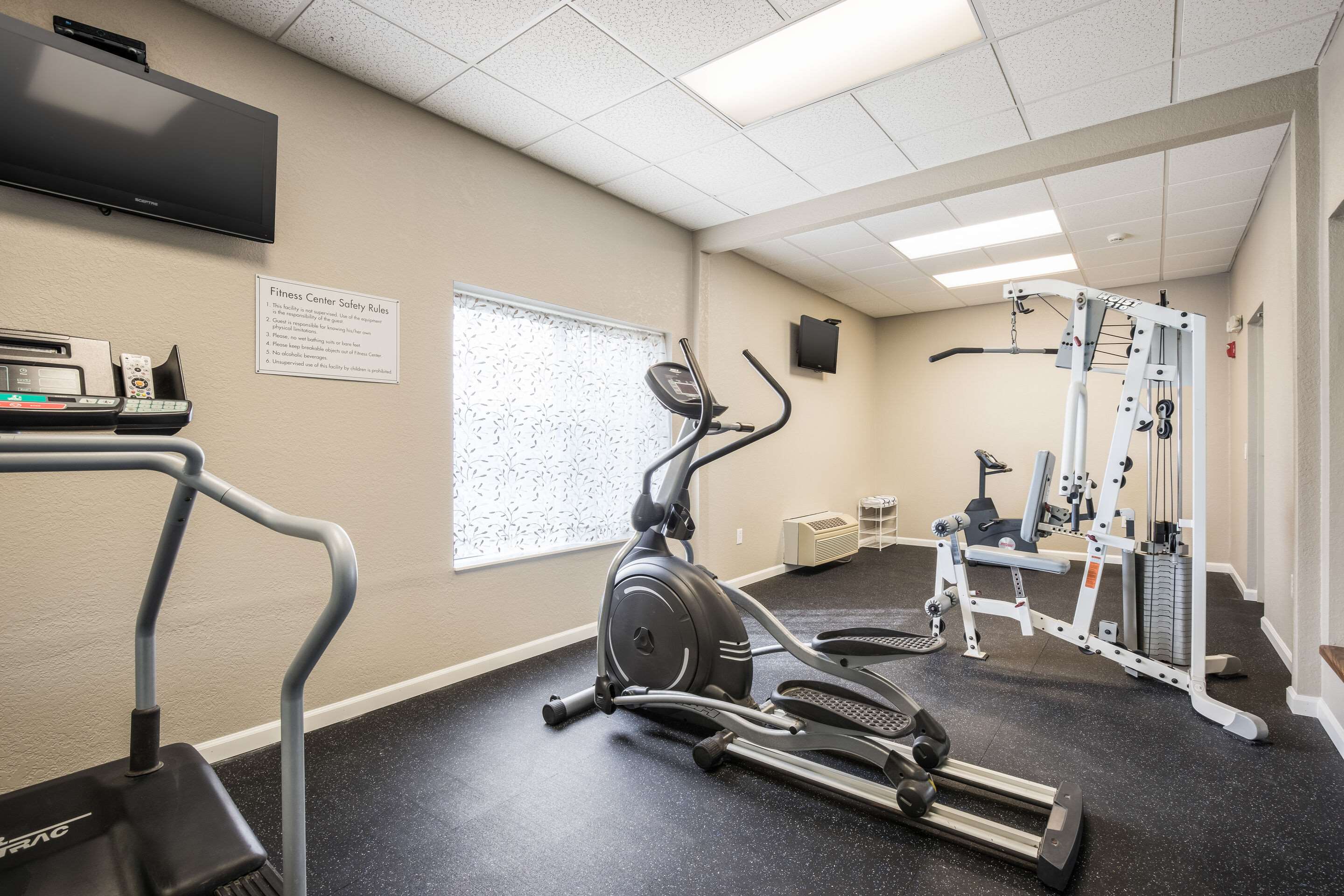 Fitness center | Quality Inn & Suites Lodi
