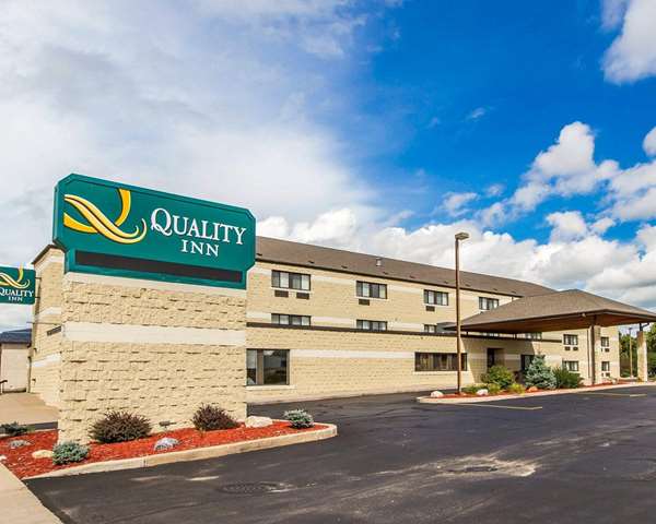Exterior view - Quality Inn La Crosse