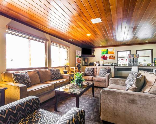  - Quality Inn La Crosse