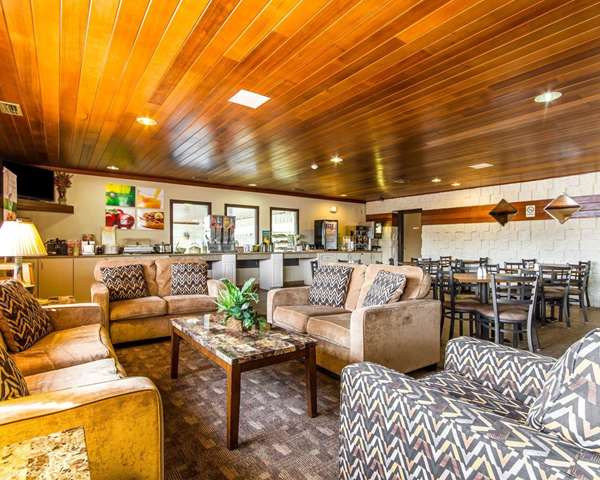  - Quality Inn La Crosse