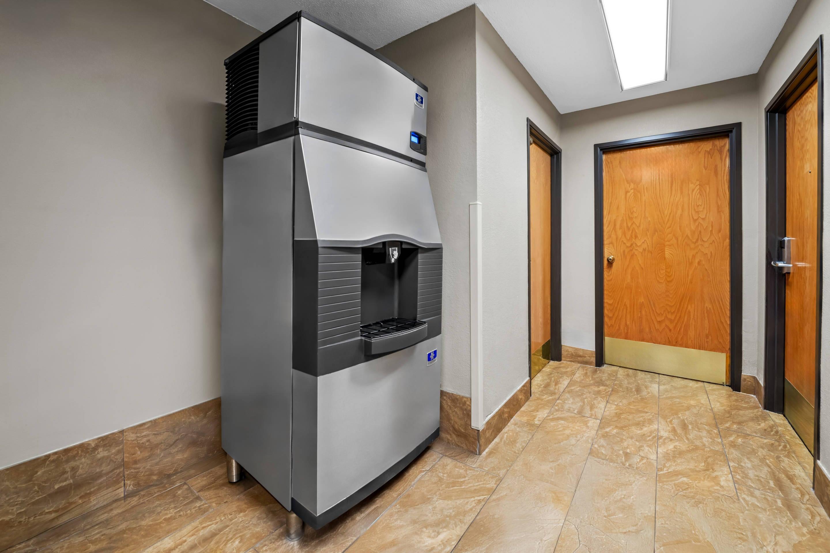 Ice machine | Quality Inn