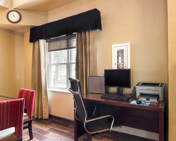 Conference Area - Comfort Inn & Suites Grafton