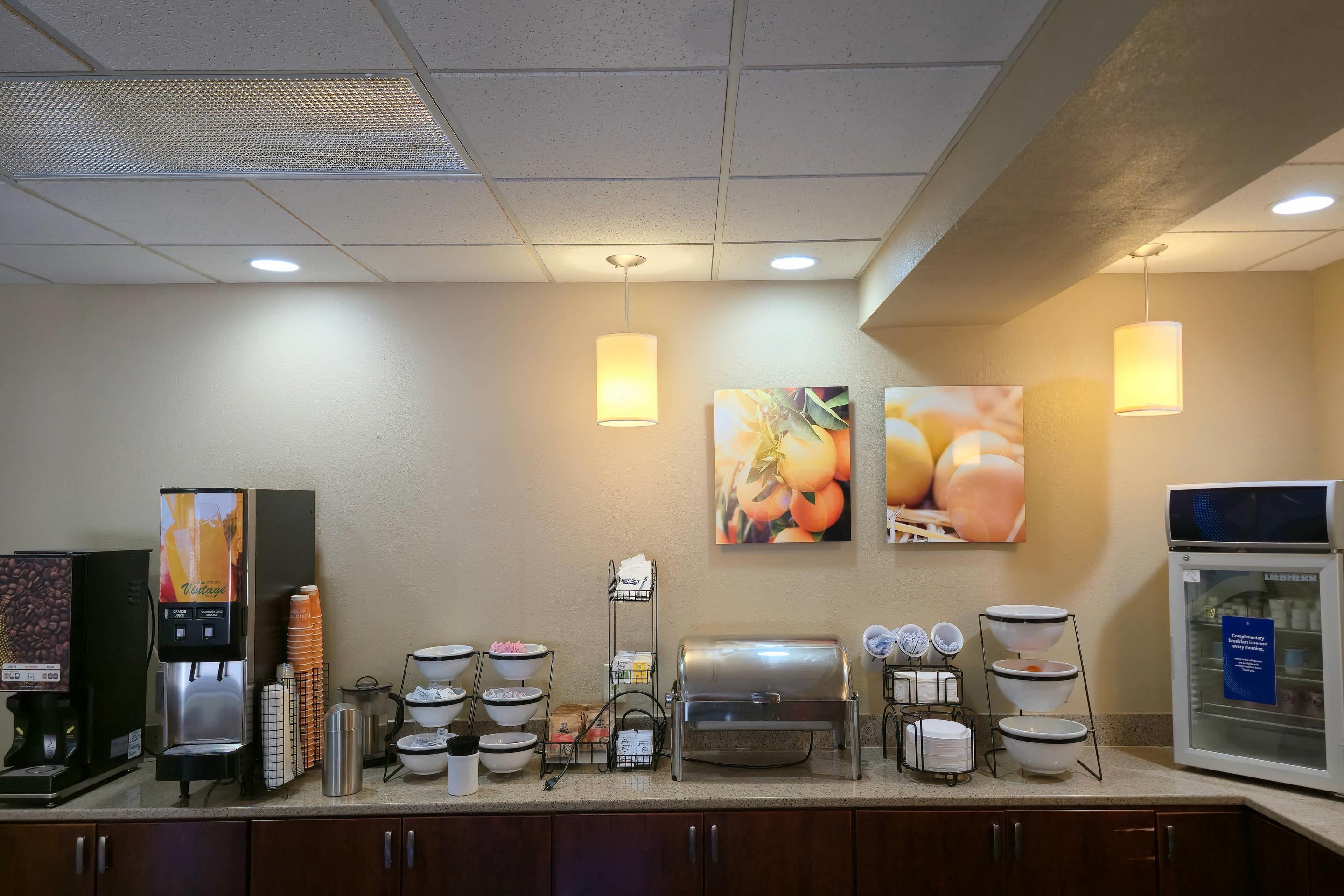 Breakfast area