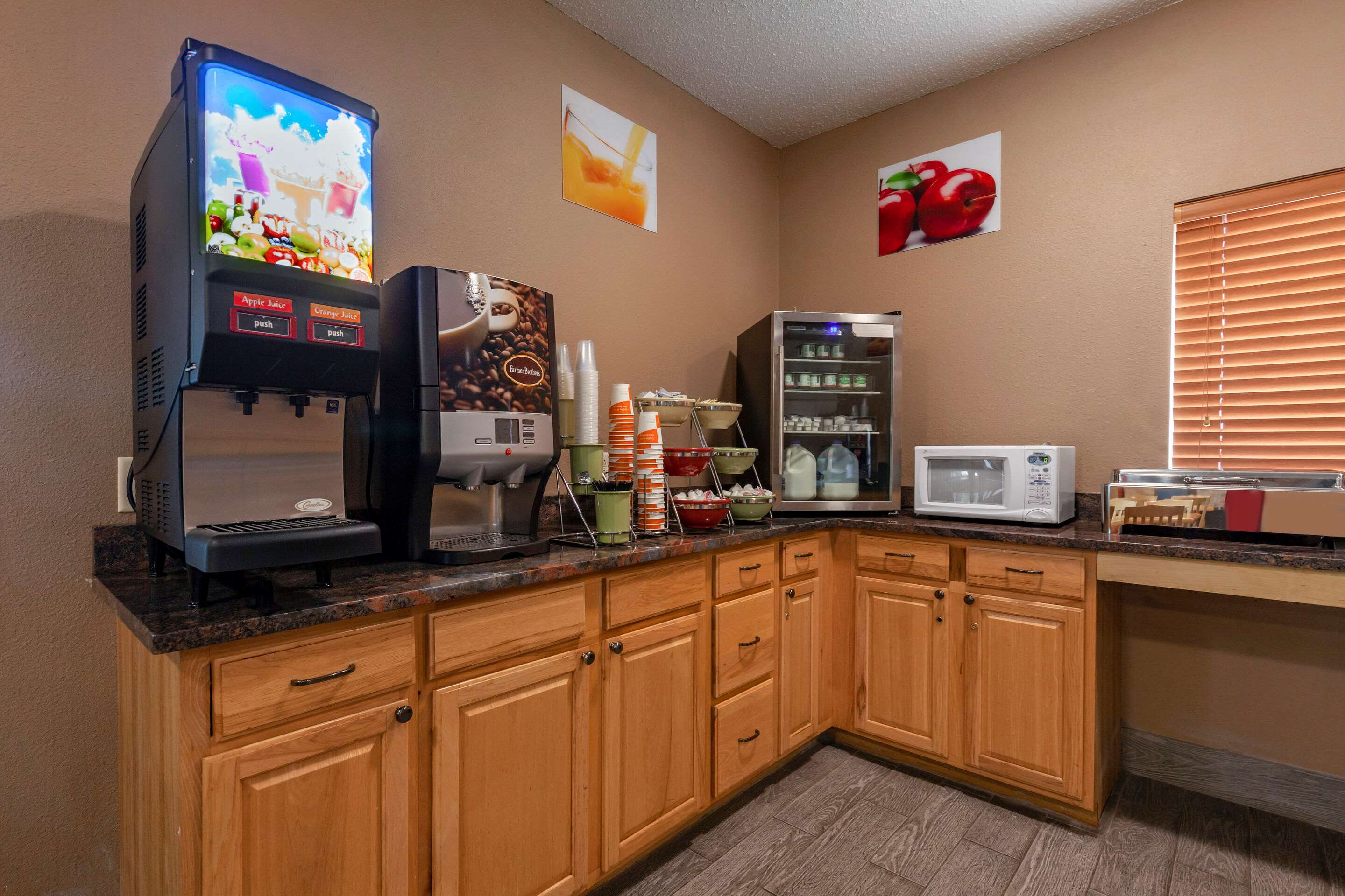 Breakfast counter